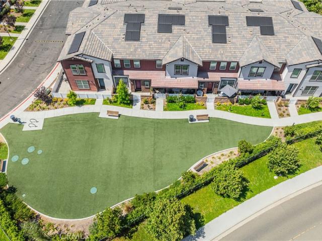 Townhouse for sale in Simi Valley