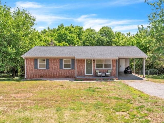 House for sale in Pickens, South Carolina