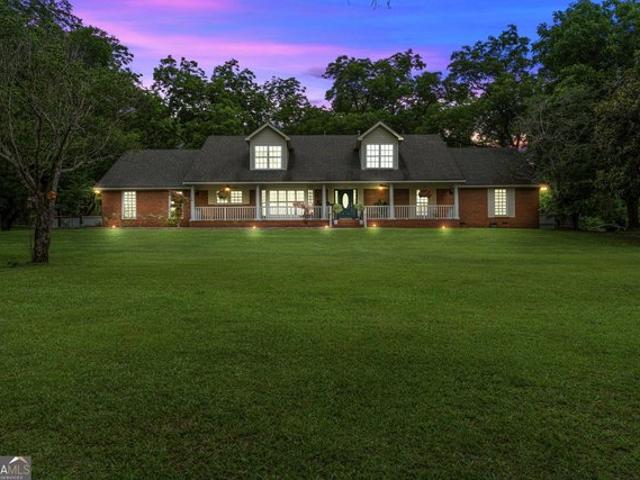 House for sale in Byron, Georgia