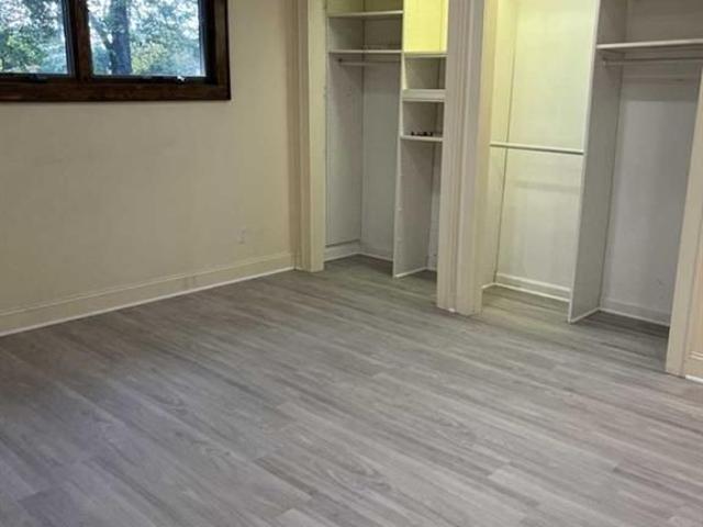 Duplex for rent in Glen Rock, New Jersey