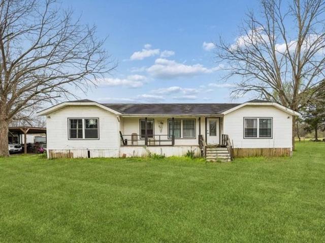 House for sale in Shepherd, Texas