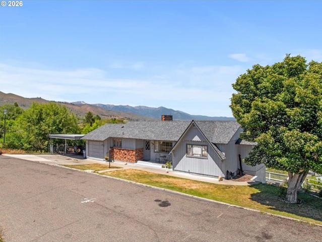 House for sale in Oregonia