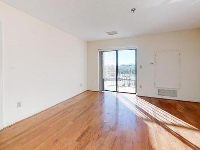 Condo for sale in Atlanta, Georgia