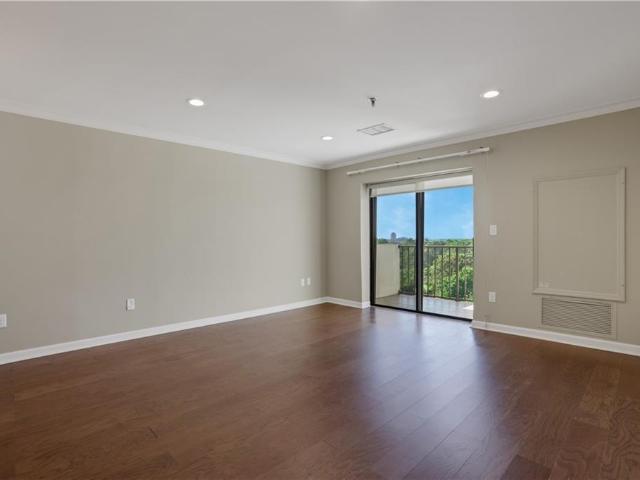 Condo for sale in Sandy Springs, Georgia