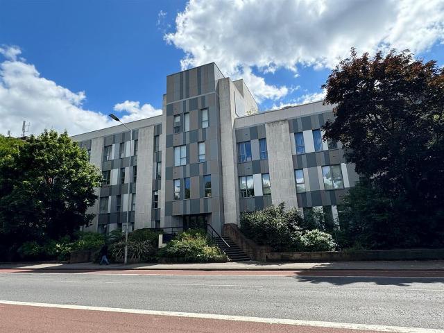 Apartment for rent in Newtown, Reading