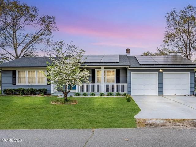 House for sale in Pine Beach, New Jersey