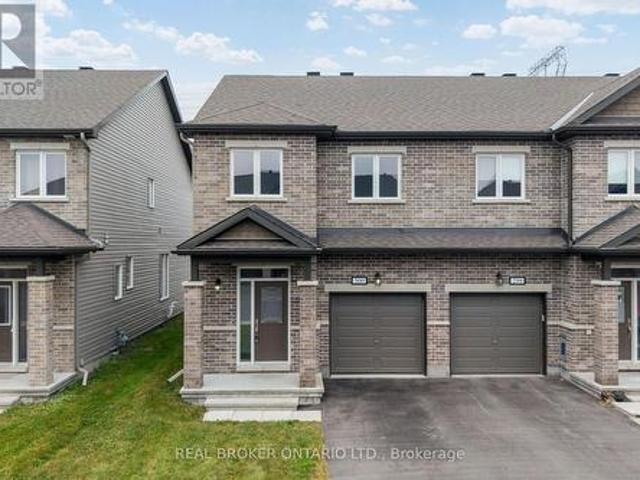 House for sale in Fernbank Crossing, Ottawa