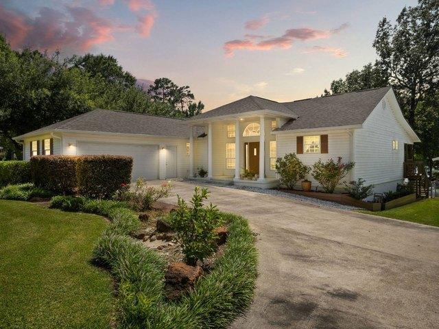 House for sale in Many, Louisiana