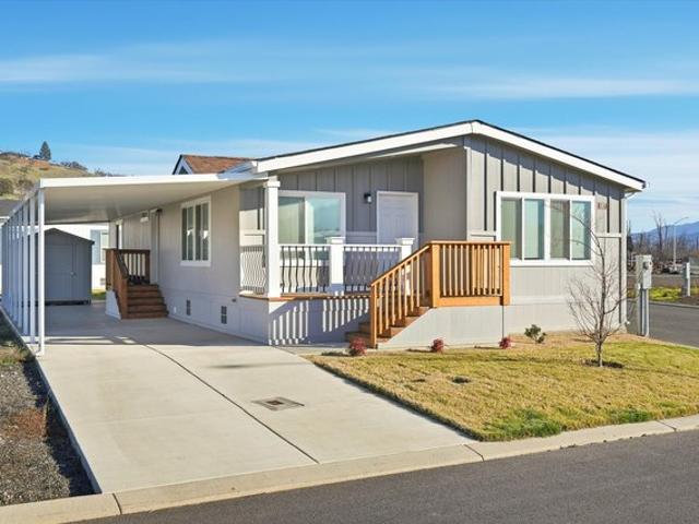 House for sale in Oregonia