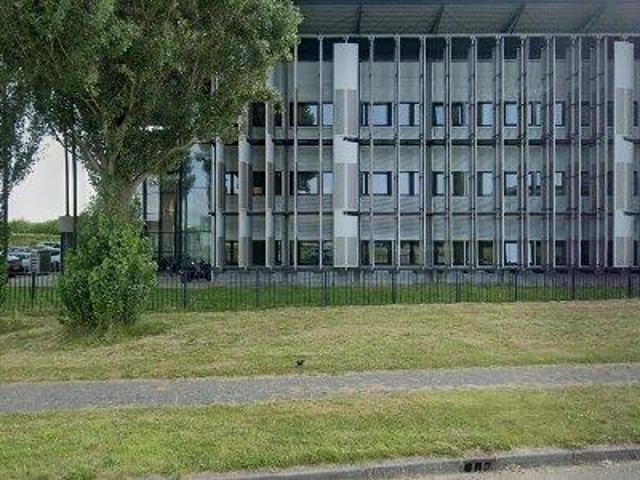 Bedrijfspand te huur in Almere-haven, Flevoland