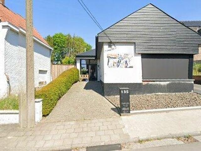 Bureau vente à Courtrai, West-Vlaanderen