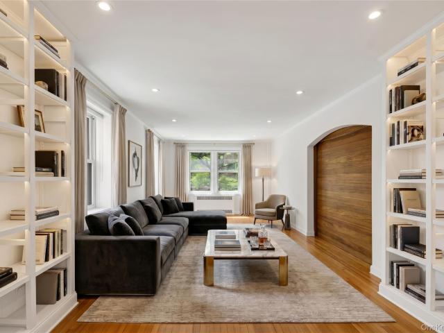 Condo for sale in White Plains, New York