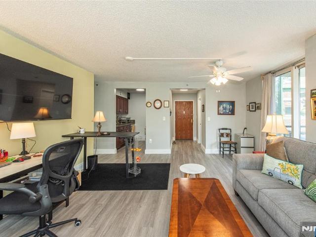 Condo for sale in Passaic, New Jersey