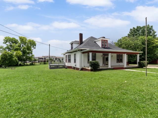 Commercial for sale in Smyrna
