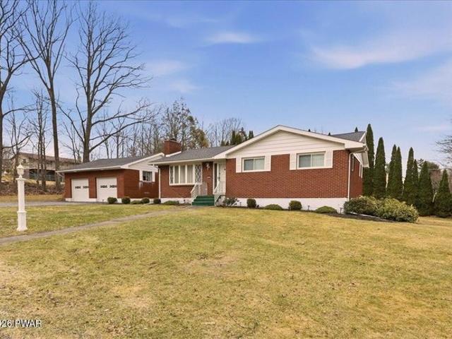 House for sale in Moscow, Pennsylvania