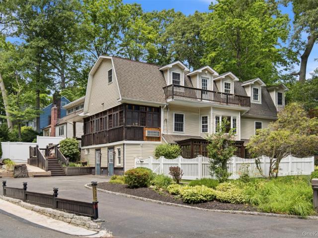 House for sale in Huntington, New York