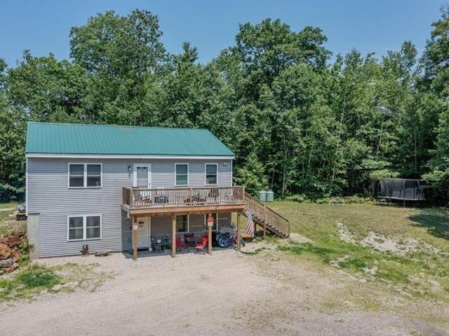 House for sale in Milton, Strafford County