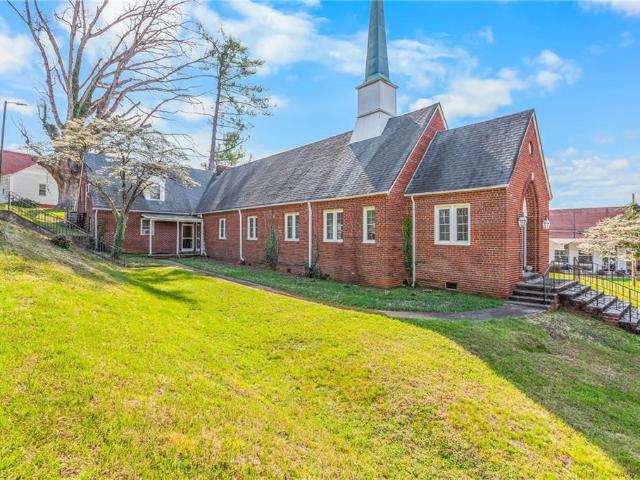 House for sale in Elkin, North Carolina