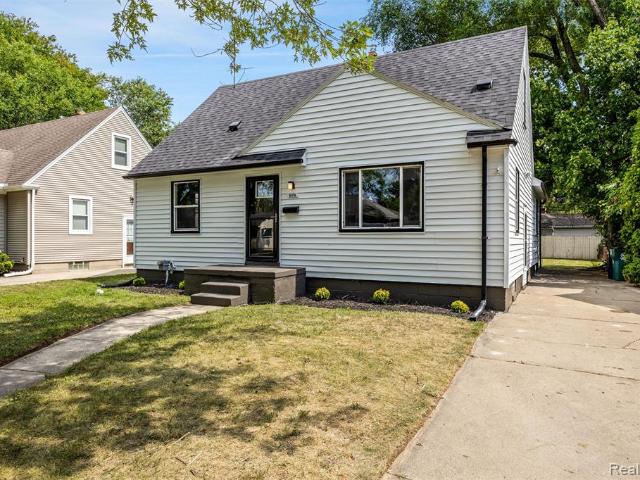 House for sale in Royal Oak, Oakland County