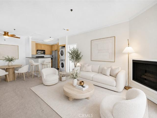 Condo for sale in Pasadena, California