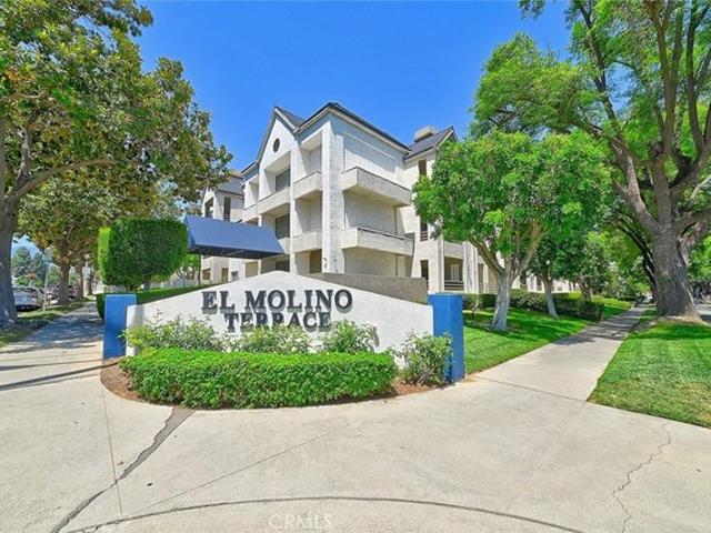 Condo for sale in Pasadena, California