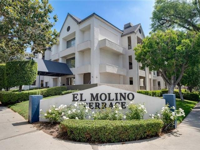 Condo for sale in Pasadena, California