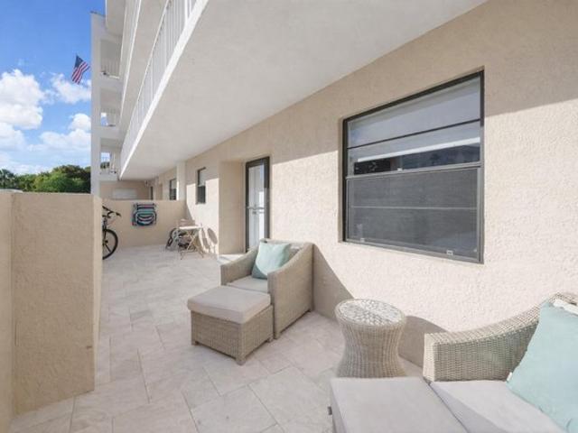 Condo for sale in Jupiter, Florida
