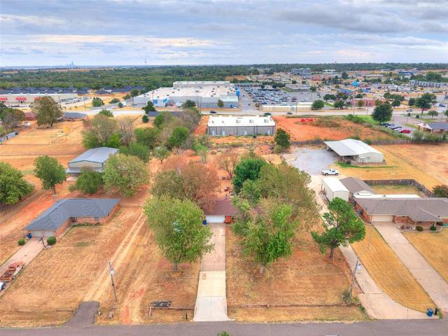House for sale in Mustang, Canadian County