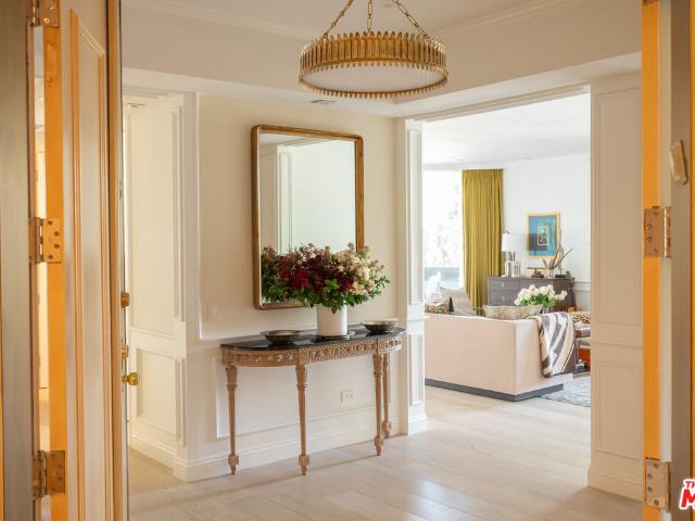 Condo for sale in Beverly Hills, California