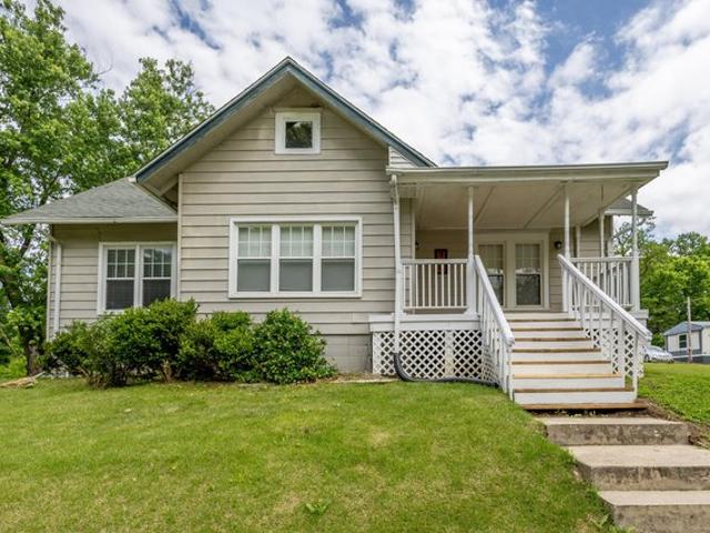 House for sale in Huntsville, Missouri