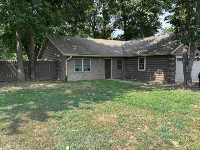 House for sale in Cambria, Illinois