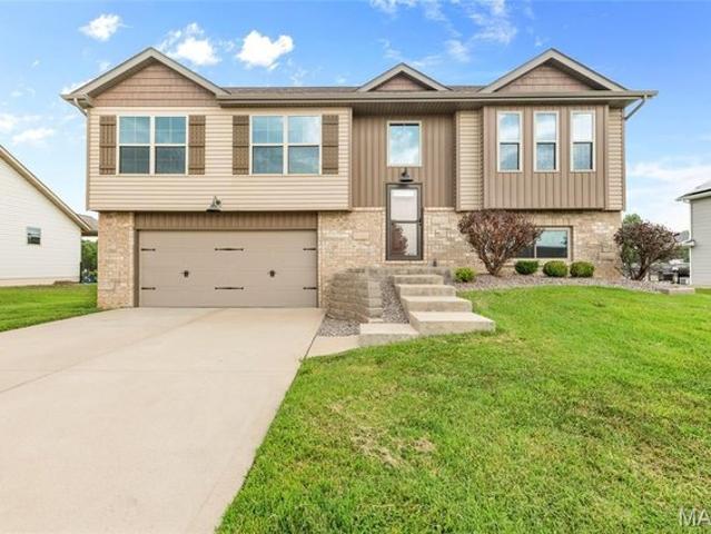 House for sale in Illinois