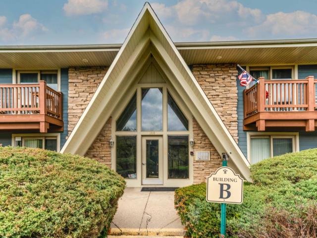 Property for sale in Mchenry, Illinois