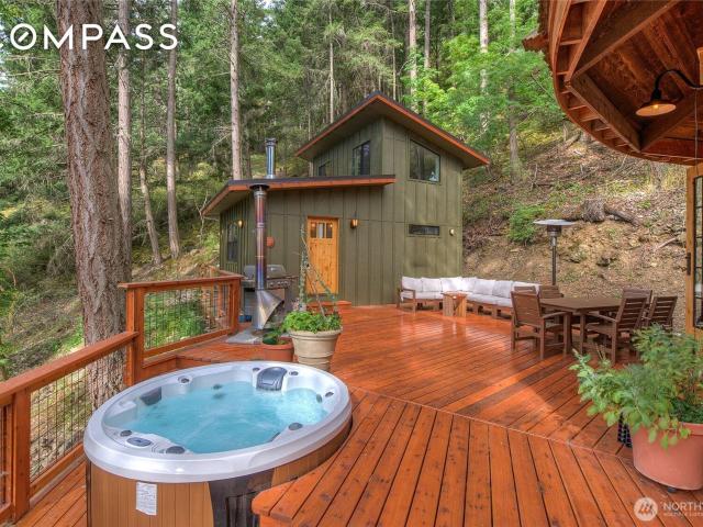 House for sale in Orcas, Washington