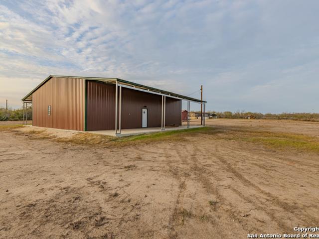 Farm for sale in Moore, Texas