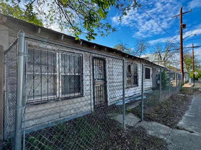 House for sale in Leesville, Texas