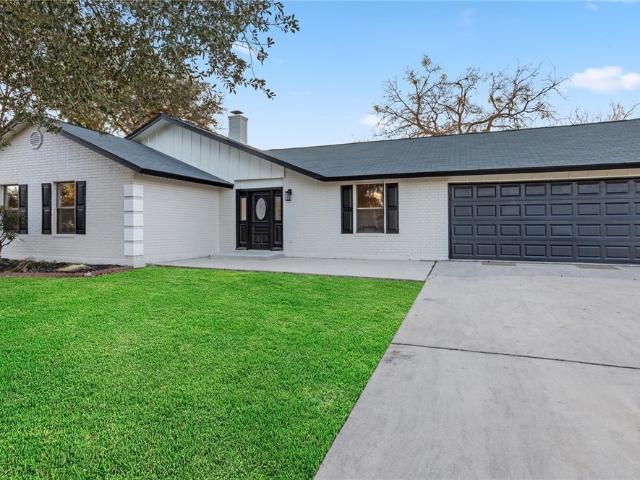 House for sale in Seguin, Texas
