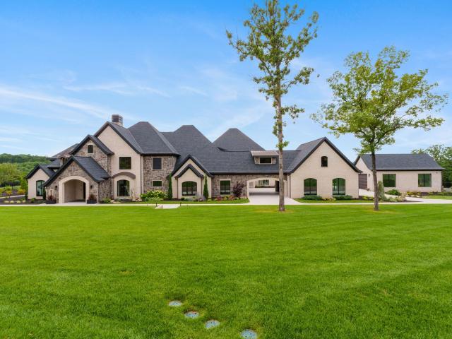Property for sale in Chestnutridge, Missouri