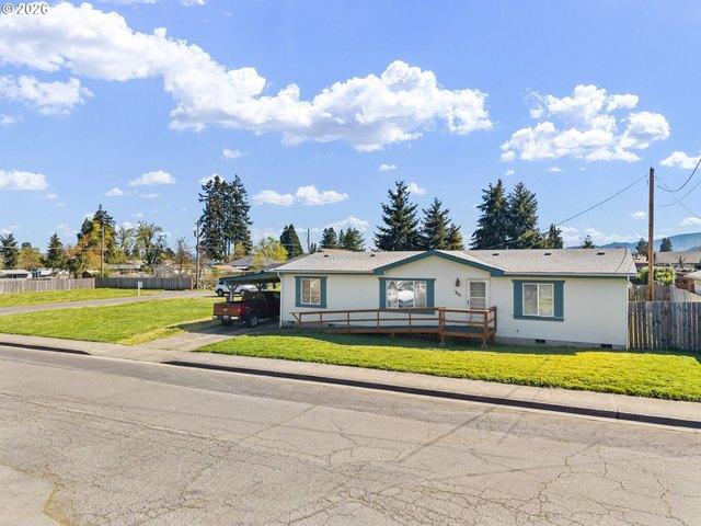House for sale in Oregonia