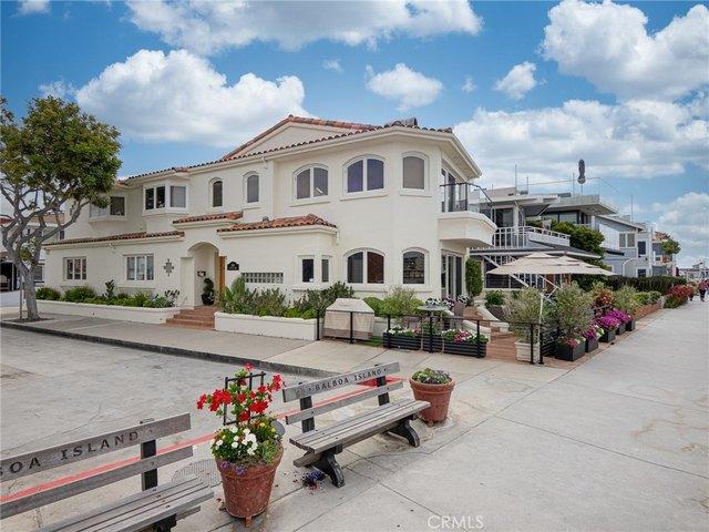 House for sale in Balboa Island, Corona Del Mar