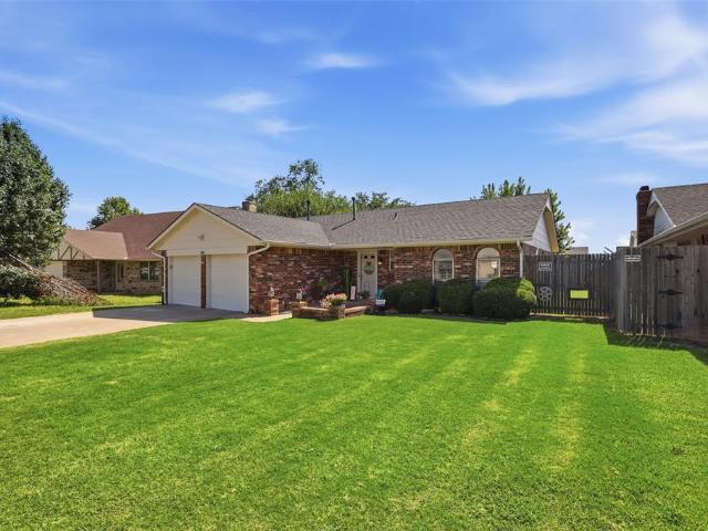 House for sale in Moore, Cleveland County