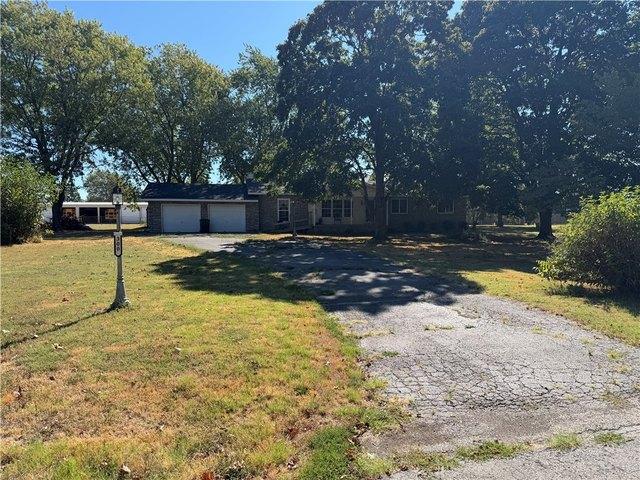 House for sale in Barry, Missouri