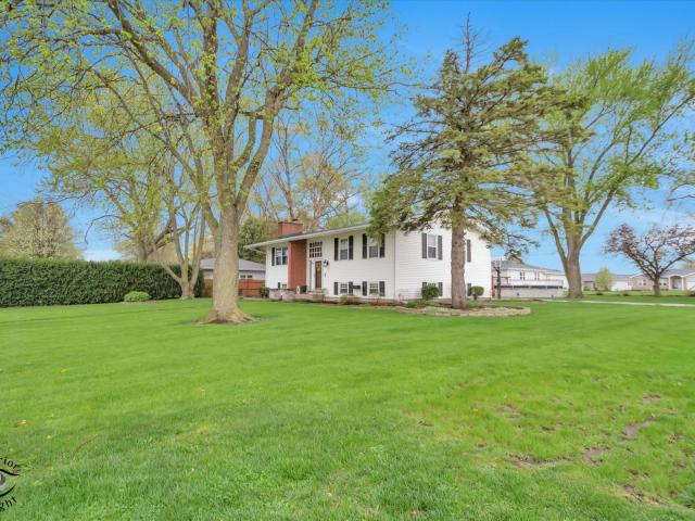House for sale in Peotone, Illinois