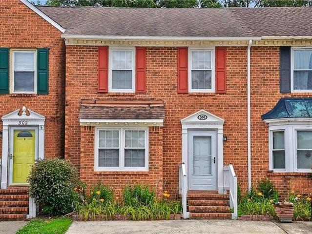 Townhouse for sale in Virginia