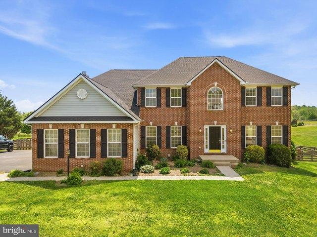 House for sale in Charles Town, West Virginia