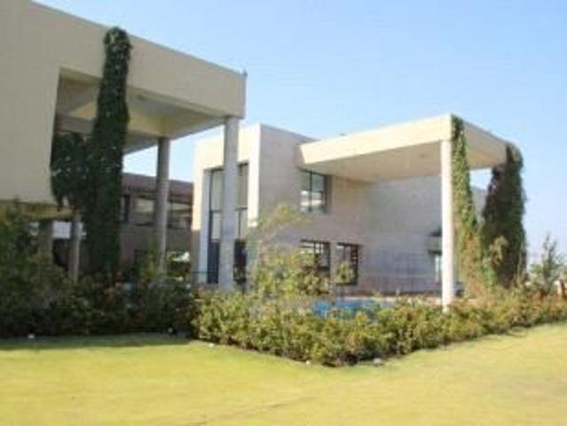 Land for sale in Ahmadabad, Gujarat