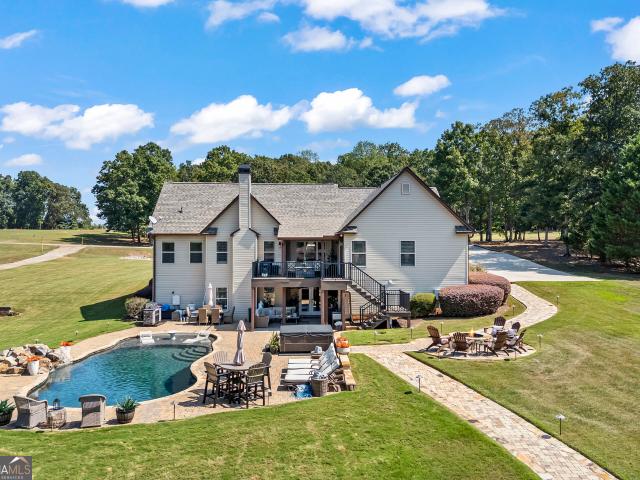 House for sale in Hull, Georgia