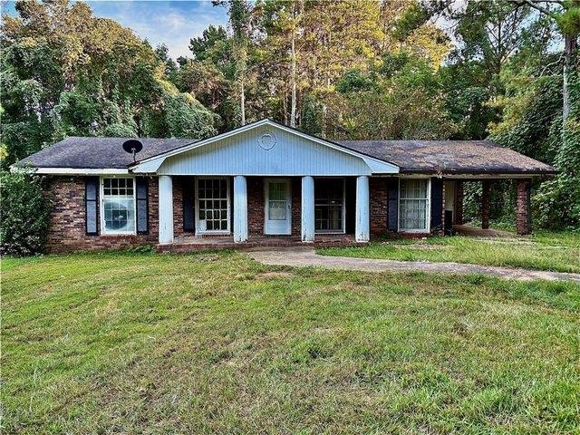 House for sale in Bethlehem, Georgia