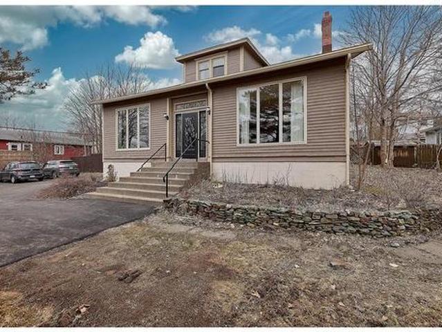 House for sale in Foxtrap, Newfoundland And Labrador