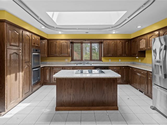 Property for sale in Lincoln, Rhode Island